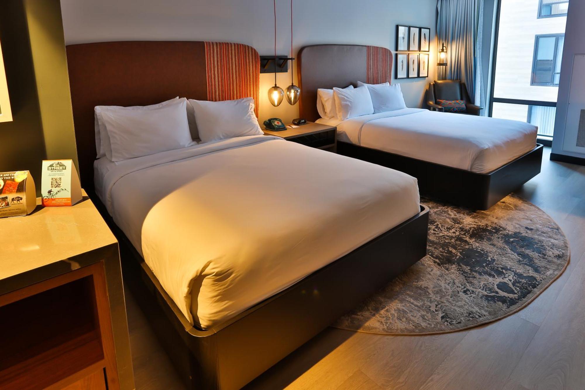 Hotel Indigo - Silverthorne By Ihg Zewnętrze zdjęcie